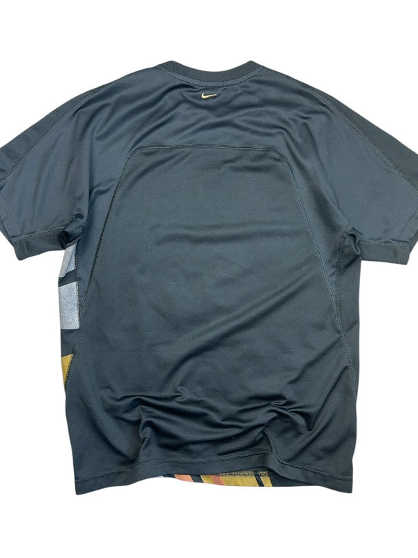 2005 Nike TN Swirl tee shirt
