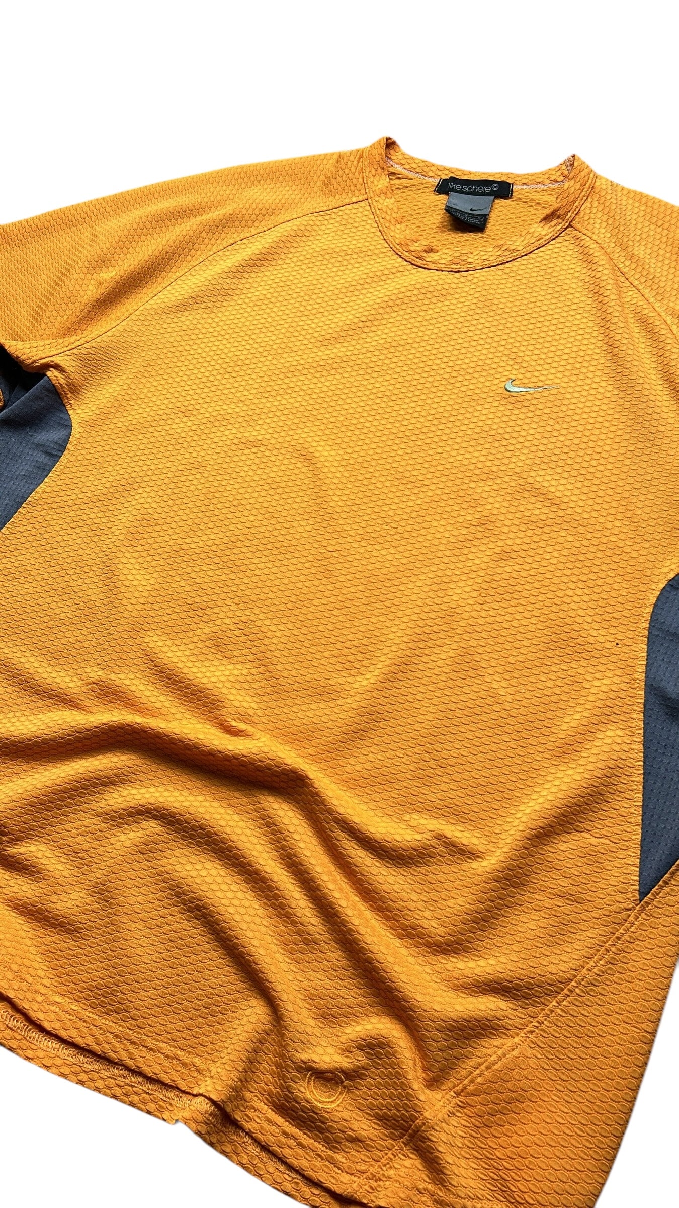 Early 2000’s Nike Sphere Tee shirt