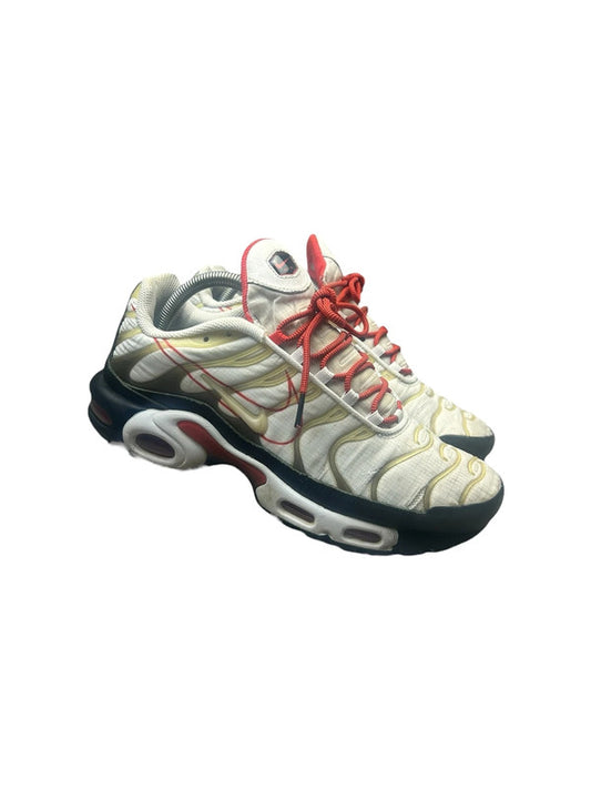 Nike air max plus tn red white