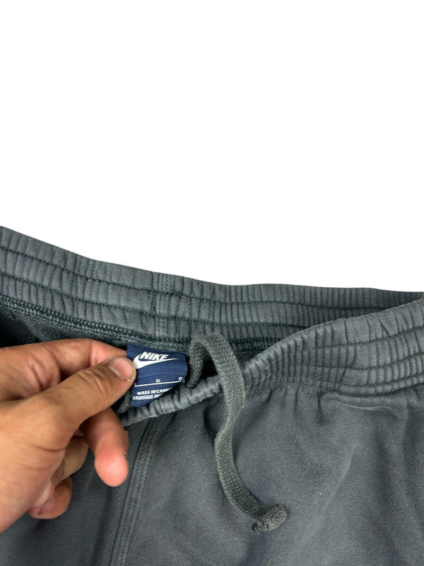 Early 2000s baggy Nike joggers