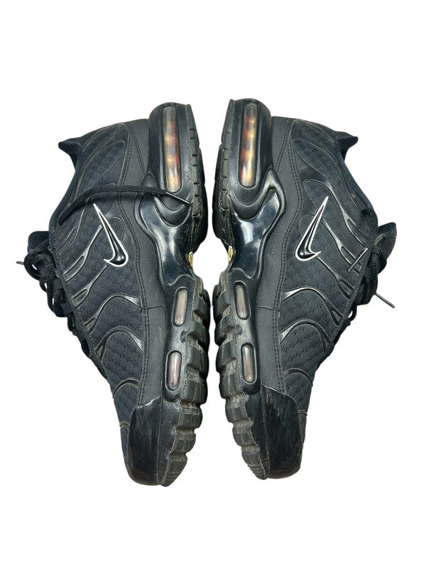 Nike Tn Black on Black