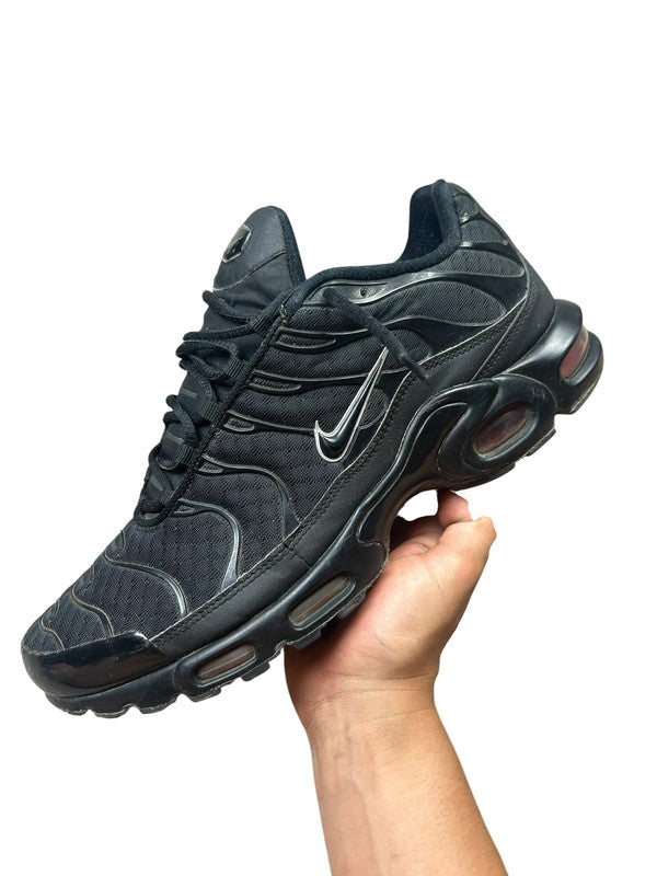 Nike Tn Black on Black