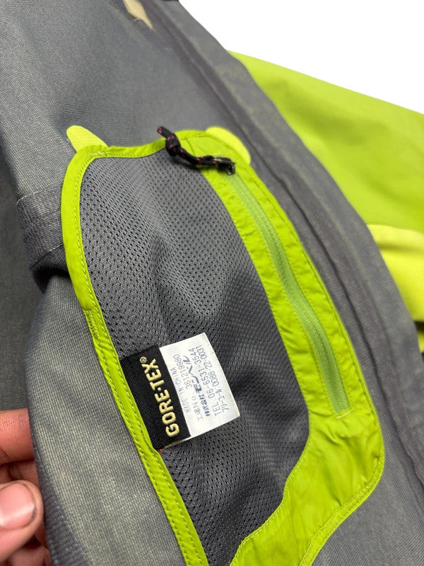Early 2000s Gortex Montbell Shella Jacket