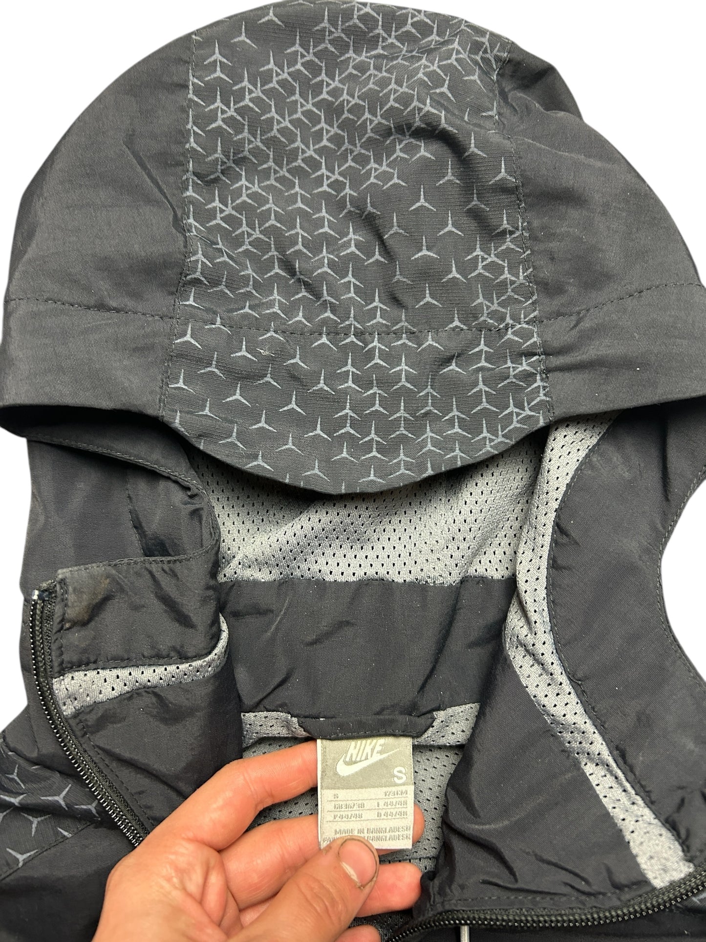 Early 2000’s Nike Air “Crows Feet” Storm Fit Jacket
