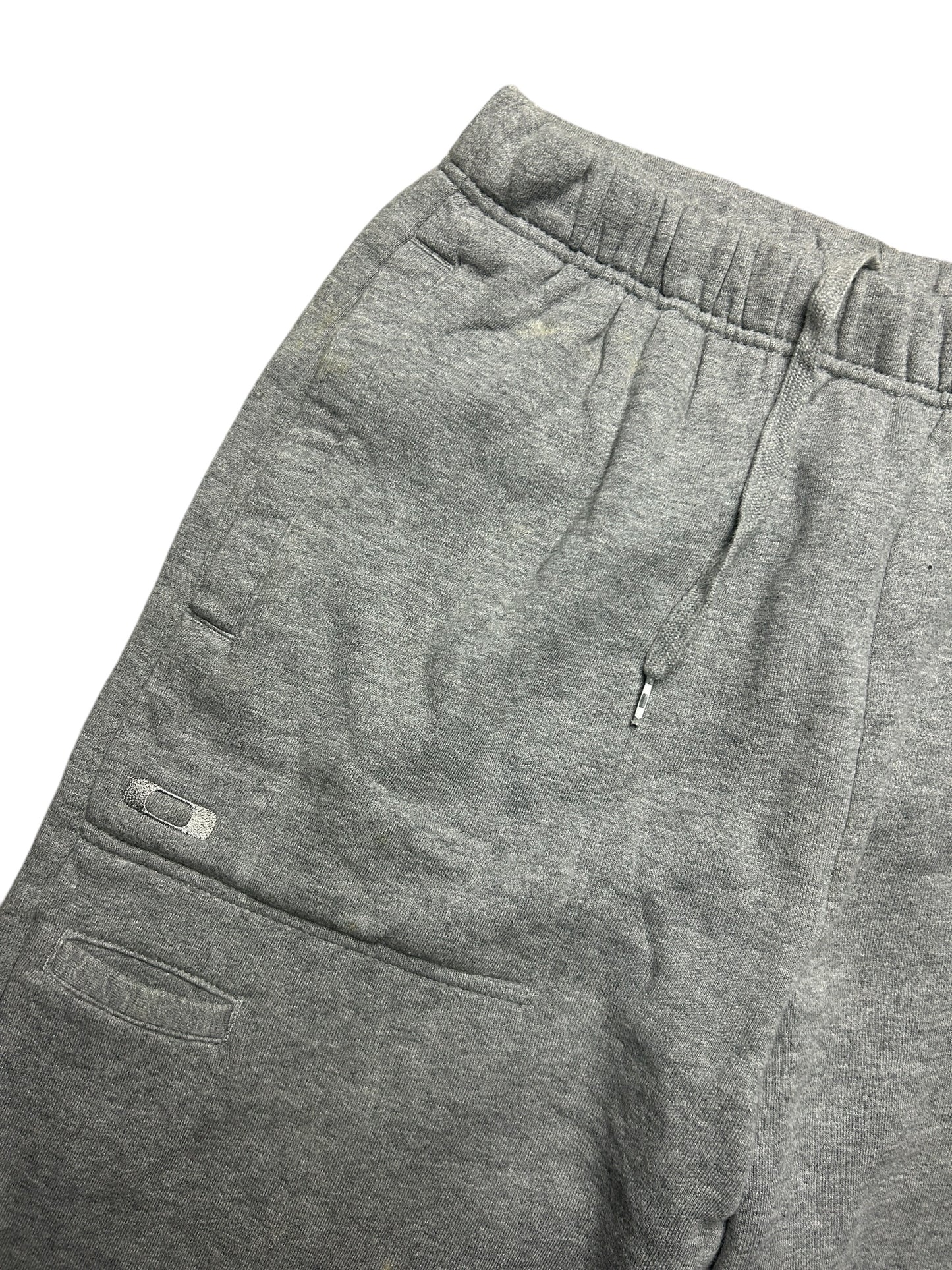 Early 2000’s Oakley Baggy Cargo Joggers