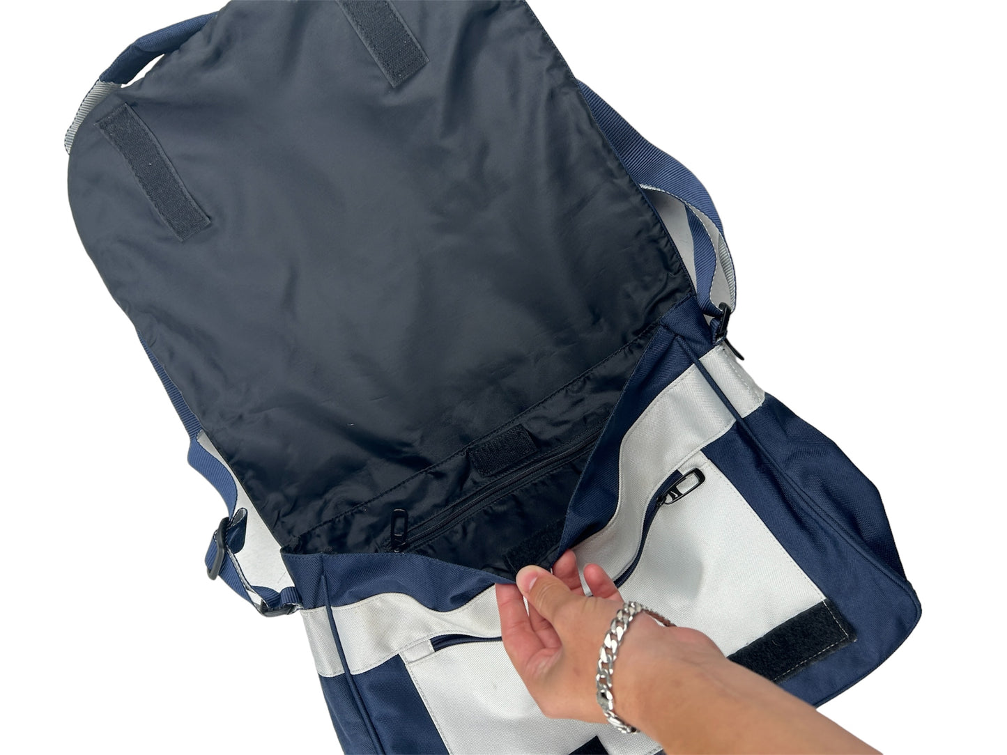 Early 2000s Nike Sling Shoulder Bag