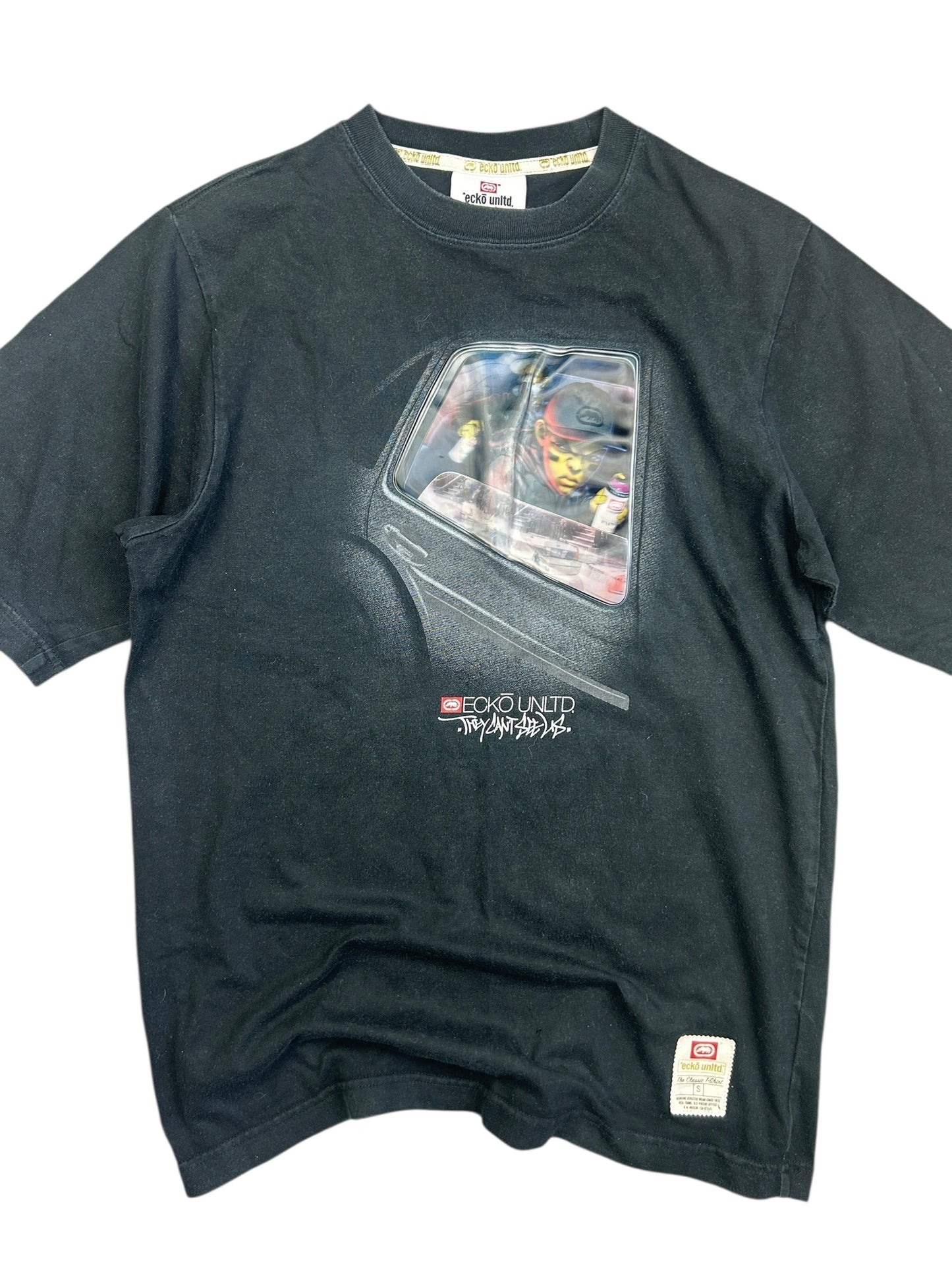 Early 2000s Ecko Unltd graffiti tee shirt
